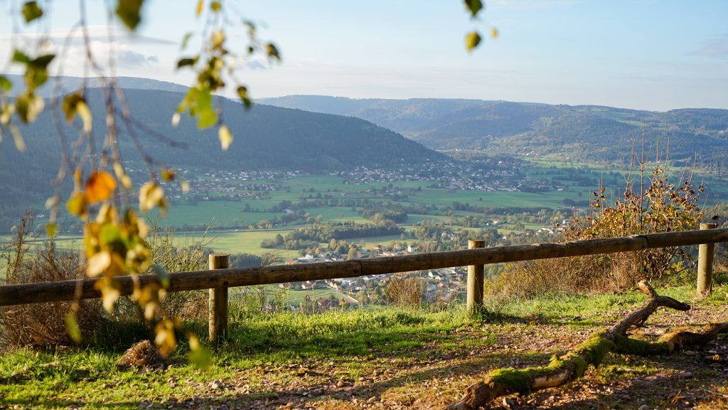 Autumn hike in the Fossard massif - Viewpoint of the quarries